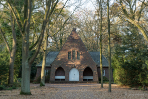 Kapelle auf dem Aumunder Friedhof - Otto & Sohn Kalender 2023
